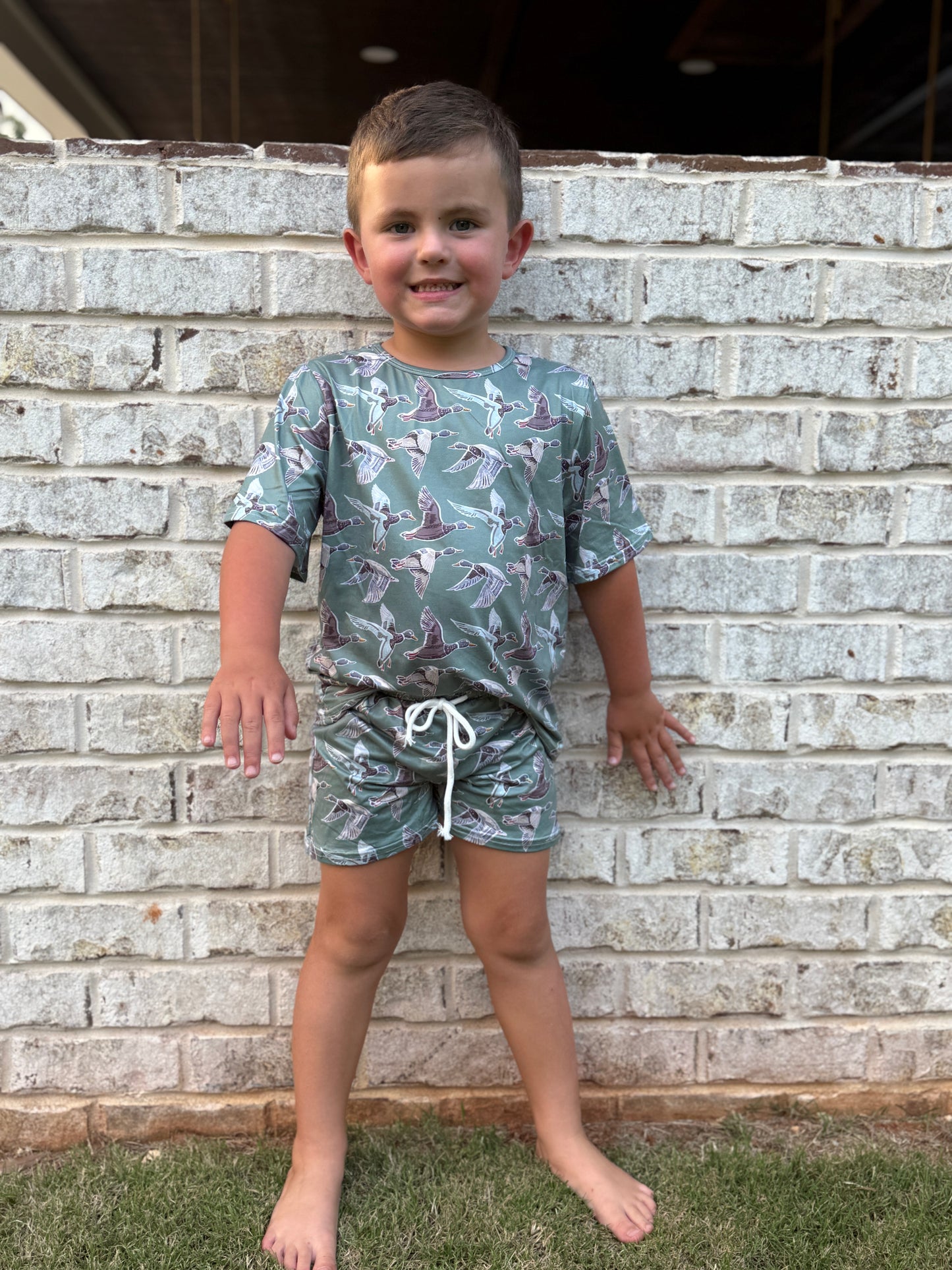 DUCK DUCK CAMO SETS