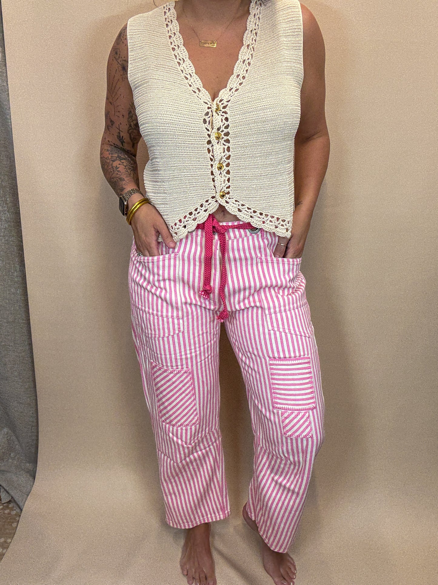 CROCHET TRIMMED SWEATER VEST