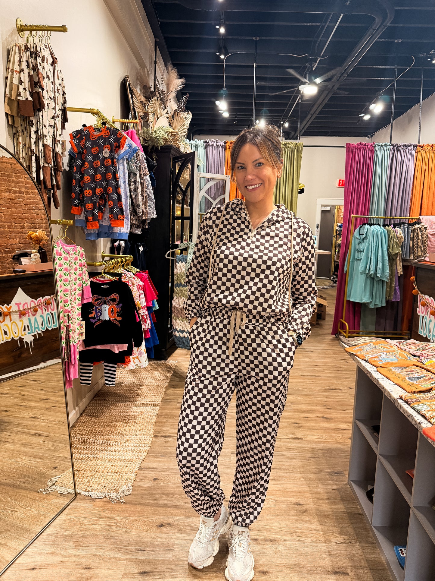 Classy in Checks Set