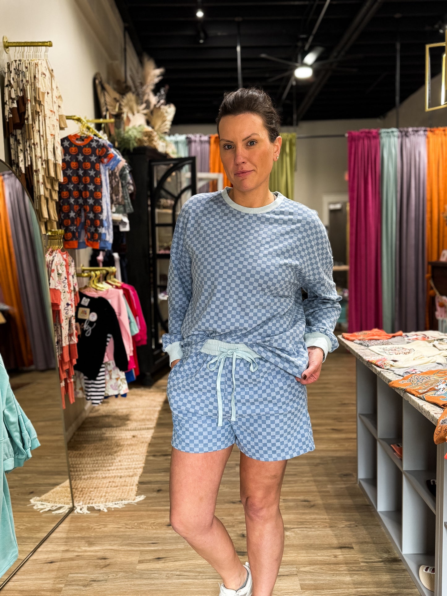 Courtney Checkered Set